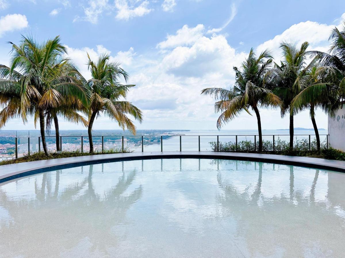 New! Silverscape L Luxury 3br L B2503 L 6-11pax L Seaview L Infinity Pool L Jonkerst L City Centre By Jay