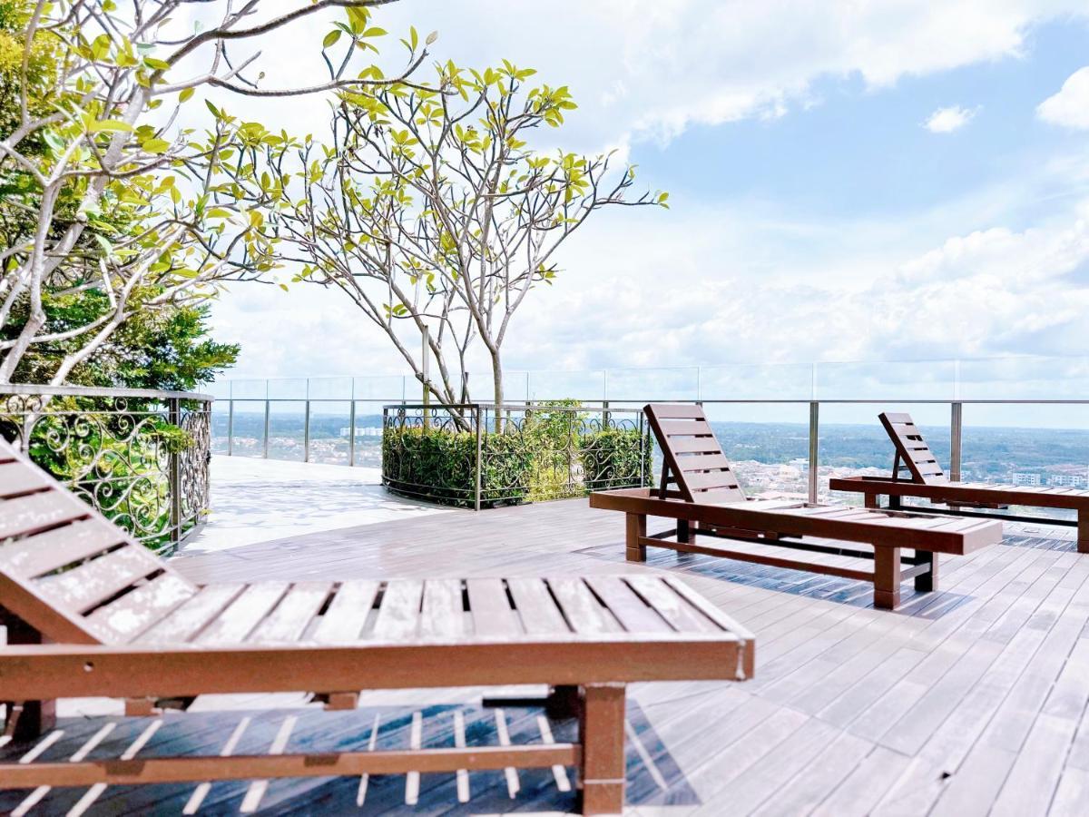 Pangsapuri New! Silverscape L Luxury 3br L B2503 L 6-11pax L Seaview L Infinity Pool L Jonkerst L City Centre By Jay